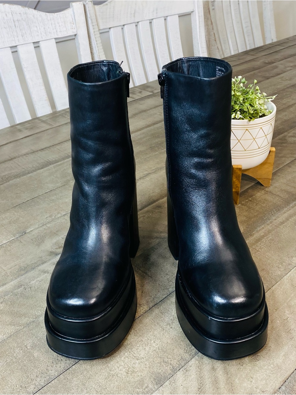 Steve Madden Cobra Black Leather Double Platform Heeled Boots Women's Size 8 - Picture 2 of 9
